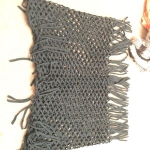 Green infinity scarf